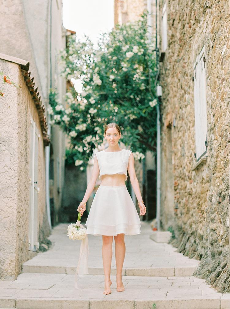 https://sharp.stylemepretty.com/submissions/uploads/138150/5600f3606d2f9$!750x.jpg