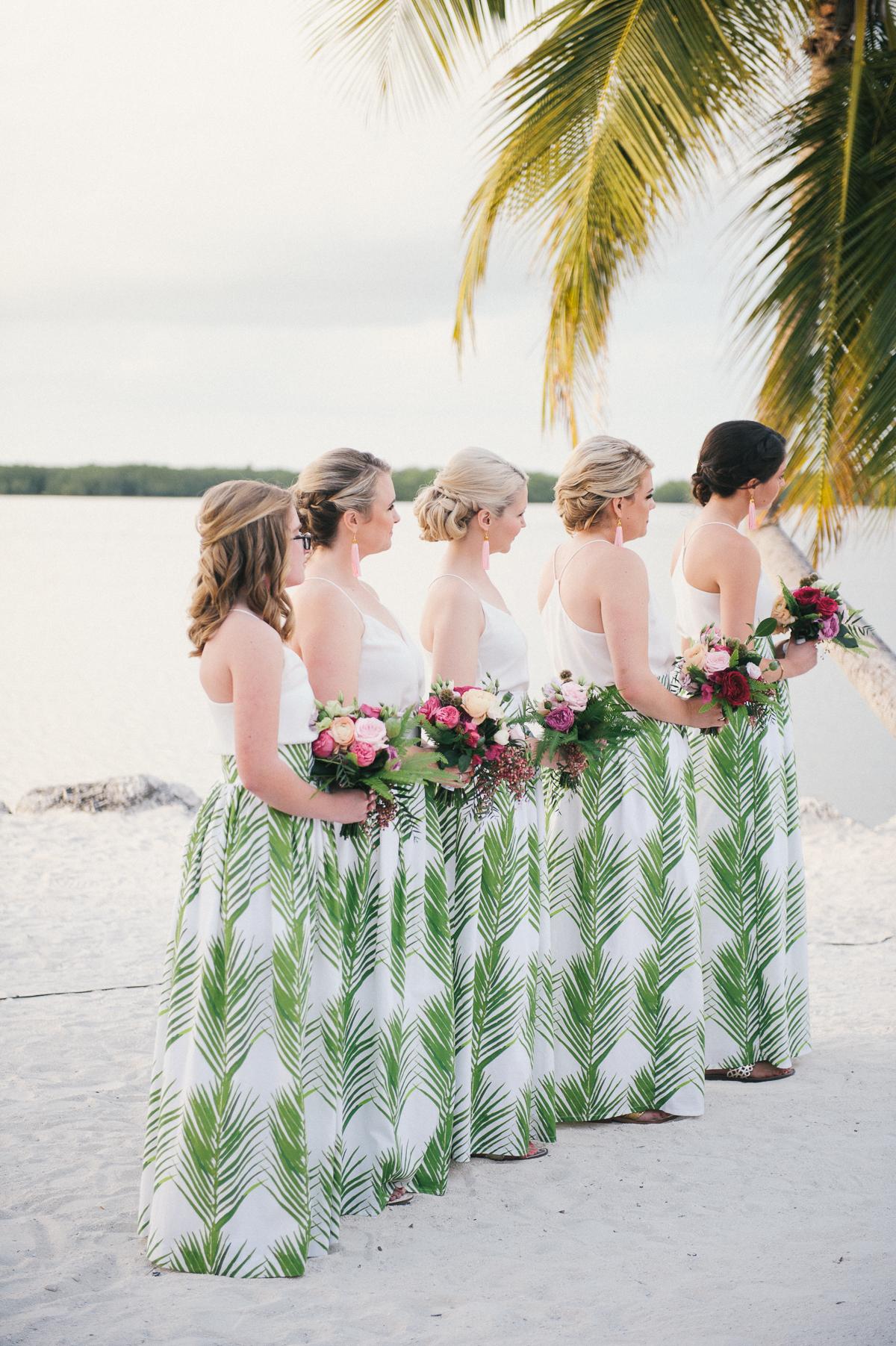Свадебное платье в тропическом стиле